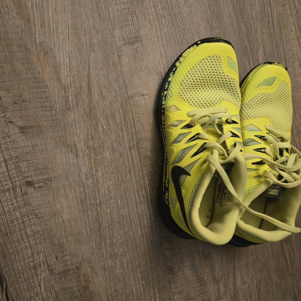 Nike Kids Sneakers Neon Yellow Black